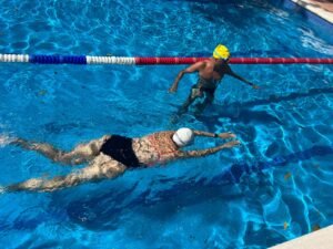 clasa de natacion para adulto